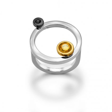 Mountains https://www.danielakomatovicjewelry.com/uploads/product_images/475x475/danielakomatovic-ring-leo-white-gold-yellow-sapphires-diamond-komatovic-990-1737034742.jpg