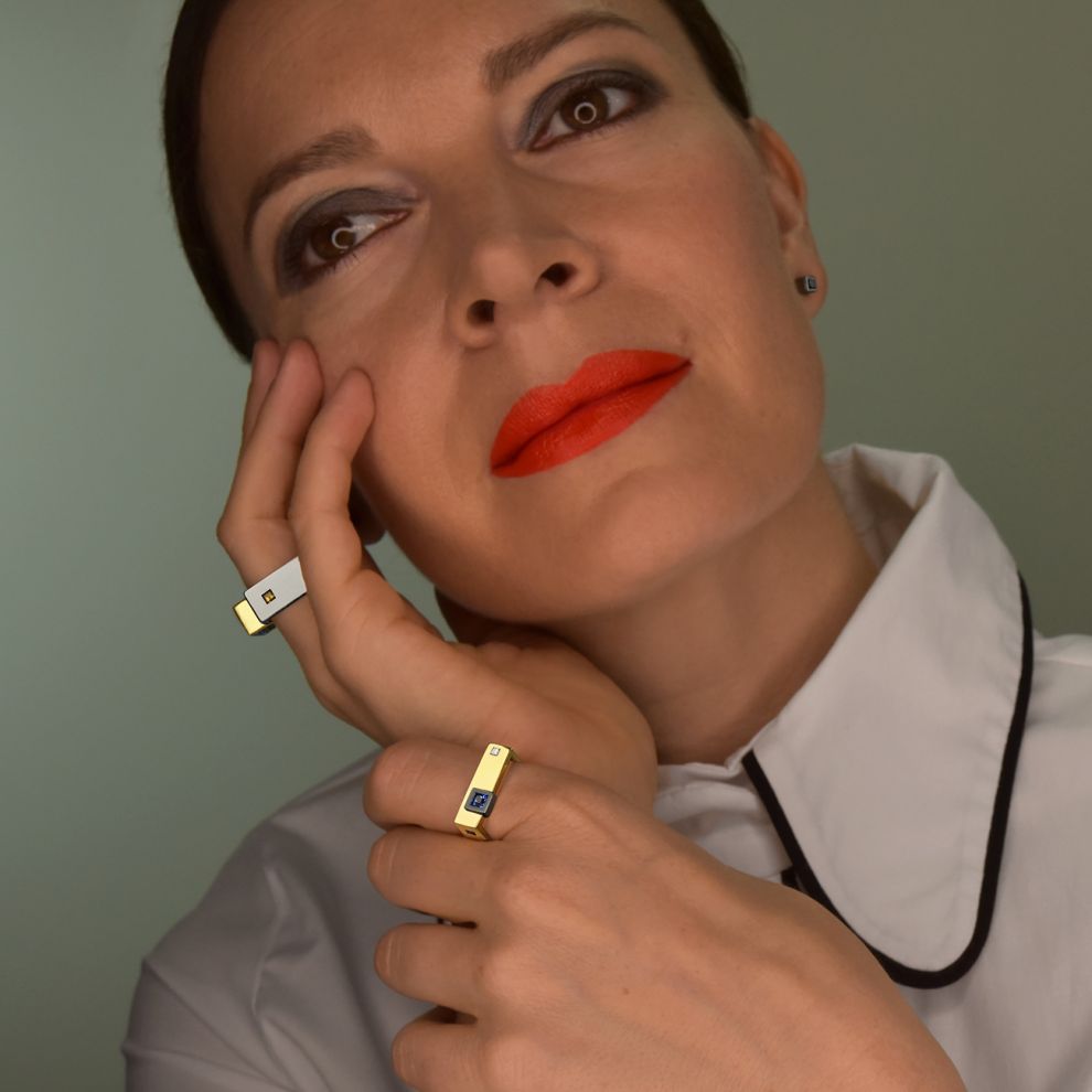 danielakomatovic-rings-earrings-VERTEX-komatovic-square-1570031115.jpg